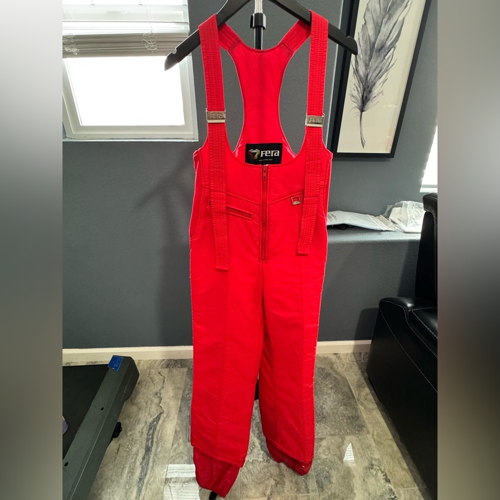 Fera Women's Vintage Red Insulated Snowsuit Sz 10 (M) - Picture 1 of 9